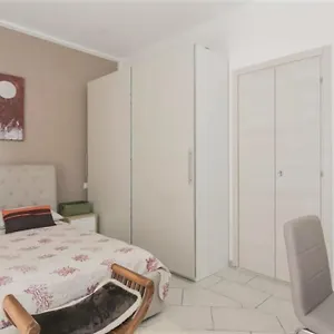 https://milano-1.italymilanhotels.net